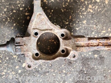 ФОТО Кулак поворотный для Subaru Tribeca B9 (05-08) Київ