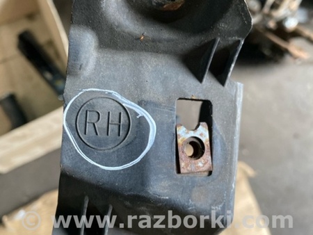 ФОТО Кронштейн правый для Subaru Tribeca B9 (05-08) Київ