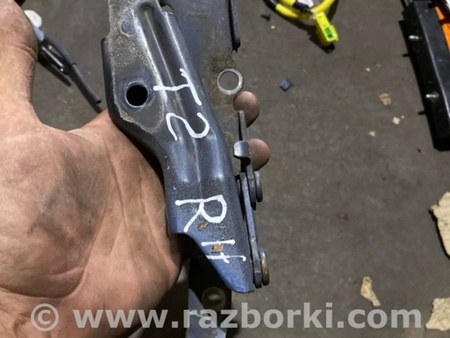ФОТО Петли капота для Subaru Legacy IV BL/BP (03-09) Київ