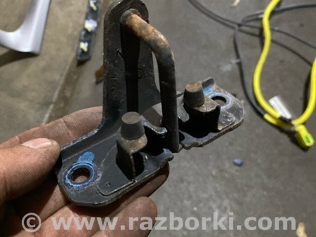 ФОТО Замок капота для Subaru Legacy IV BL/BP (03-09) Київ