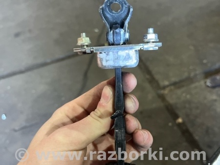 ФОТО Ограничитель двери передний левый для Subaru Legacy IV BL/BP (03-09) Київ