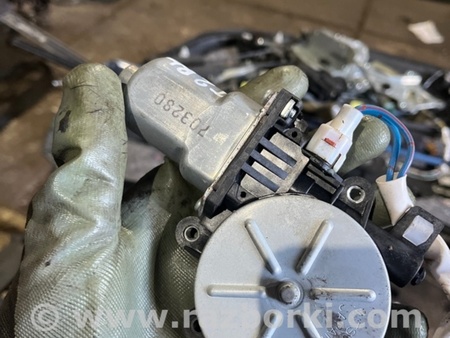 ФОТО Мотор стеклоподъемника задний левый для Subaru Legacy IV BL/BP (03-09) Київ