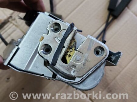 ФОТО Замок двери задний правый для Subaru Legacy IV BL/BP (03-09) Київ
