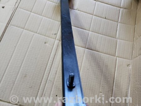 ФОТО Направляющая стекла передняя правая для Subaru Legacy IV BL/BP (03-09) Київ