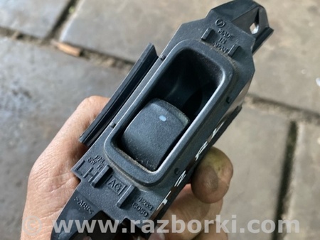 ФОТО Кнопка задняя левая для Subaru Legacy IV BL/BP (03-09) Київ