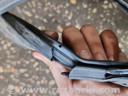 ФОТО Уплотнительная резинка передняя правая для KIA Sorento 1 BL (02-09) Київ