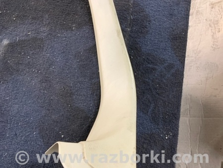 ФОТО Обшивка крышки багажника для Subaru Forester SG Киев