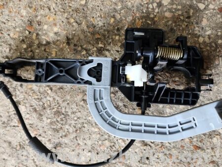 ФОТО Кронштейн ручки дверной задний левый для Hyundai Tucson III TL (15-21) Київ