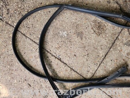 ФОТО Уплотнительная резинка задняя левая для Hyundai Tucson III TL (15-21) Київ