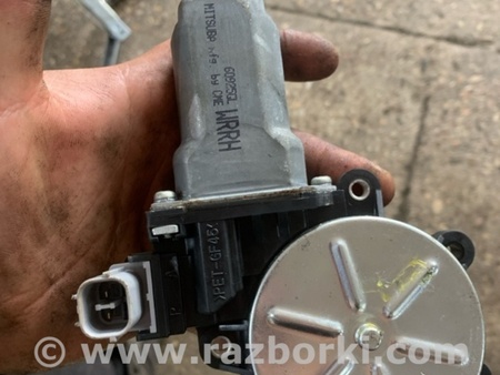 ФОТО Мотор стеклоподъемника задний правый для Subaru Tribeca B9 (05-08) Київ