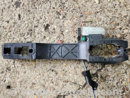 ФОТО Кронштейн ручки дверной передний левый для Subaru Tribeca B9 (05-08) Київ