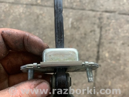 ФОТО Ограничитель двери передний правый для Subaru Tribeca B9 (05-08) Київ
