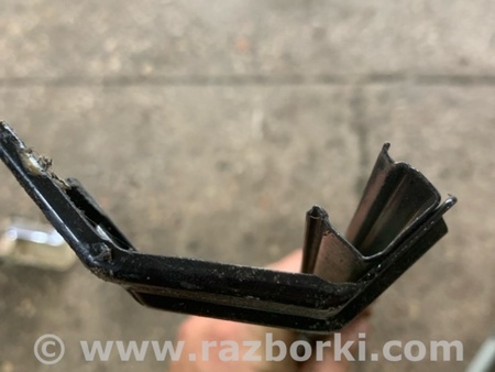 ФОТО Направляющая стекла задняя левая для Subaru Tribeca B9 (05-08) Київ