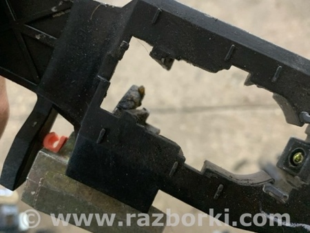 ФОТО Кронштейн ручки дверной передний правый для Subaru Tribeca B9 (05-08) Київ