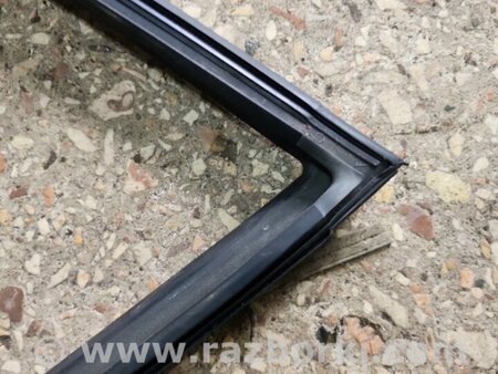 ФОТО Направляющая стекла передняя правая для Subaru Tribeca B9 (05-08) Київ
