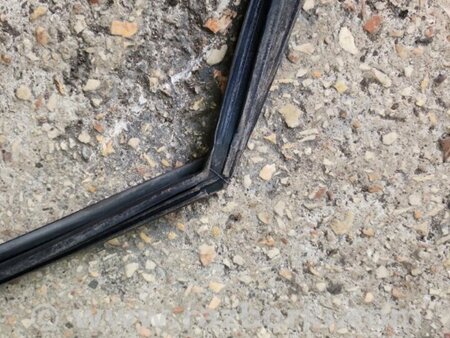 ФОТО Направляющая стекла передняя левая для Subaru Tribeca B9 (05-08) Київ