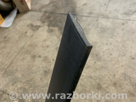 ФОТО Накладка на дверь задняя правая для Subaru Tribeca B9 (05-08) Київ