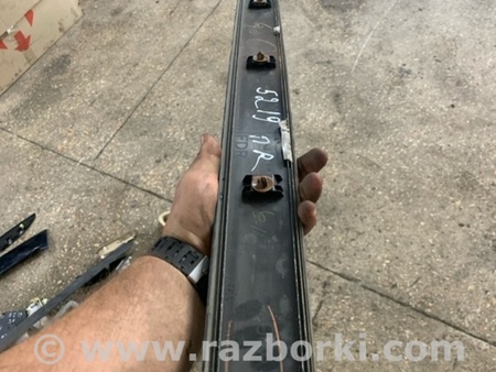 ФОТО Накладка на дверь передняя правая для Subaru Tribeca B9 (05-08) Київ