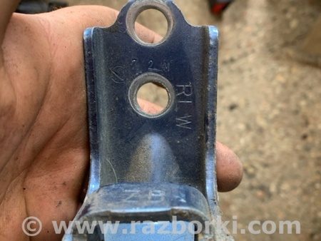 ФОТО Петля двери для Subaru Legacy IV BL/BP (03-09) Київ