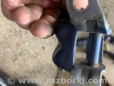 ФОТО Петля двери для Subaru Legacy IV BL/BP (03-09) Київ
