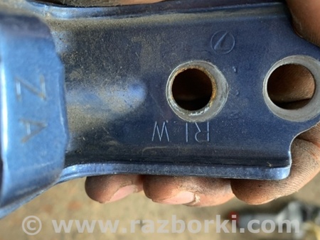 ФОТО Петля двери для Subaru Legacy IV BL/BP (03-09) Київ