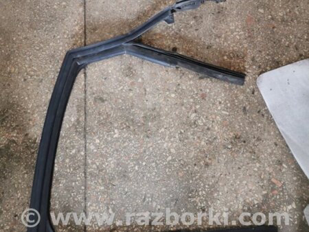 ФОТО Направляющая стекла задняя левая для Audi (Ауди) A6 C7 4G (11-18) Київ