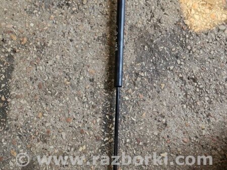 ФОТО Амортизатор багажника для KIA Sorento 1 BL (02-09) Київ