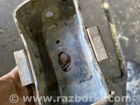 ФОТО Кронштейн левый для KIA Sorento 1 BL (02-09) Київ