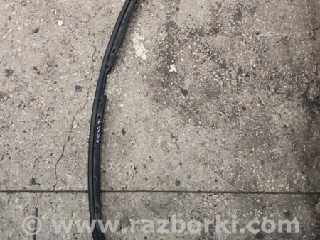 ФОТО Уплотнительная резинка передняя для Subaru Outback V BS (14-21) Київ