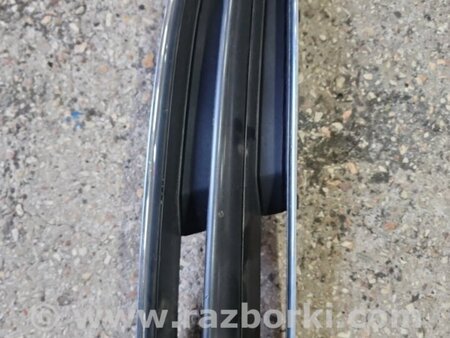 ФОТО Решетка бампера передняя правая для Subaru Tribeca B9 (05-08) Київ
