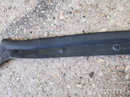 ФОТО Уплотнительная резинка для Subaru Tribeca B9 (05-08) Київ