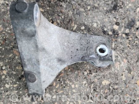 ФОТО Кронштейн правый для Subaru Outback V BS (14-21) Київ