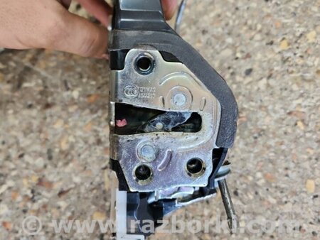 ФОТО Замок двери передний правый для Subaru Outback V BS (14-21) Київ