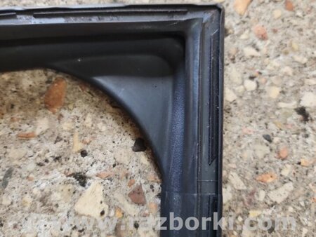 ФОТО Направляющая стекла передняя левая для Subaru Outback V BS (14-21) Київ