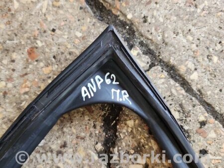 ФОТО Направляющая стекла передняя правая для Subaru Outback V BS (14-21) Київ