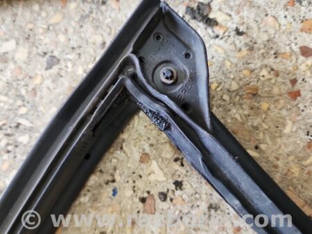 ФОТО Уплотнительная резинка передняя левая для Subaru Outback V BS (14-21) Київ