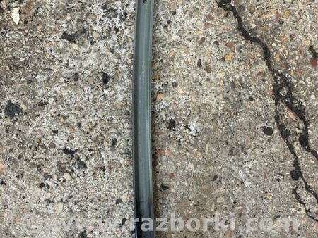 ФОТО Направляющая стекла передняя правая для Subaru Tribeca B9 (05-08) Київ