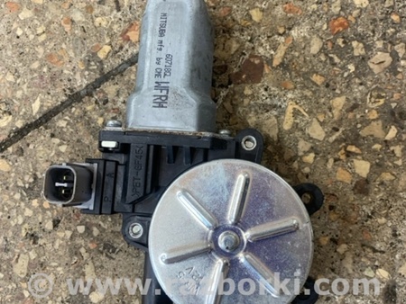 ФОТО Мотор стеклоподъемника передний правый для Subaru Tribeca B9 (05-08) Київ