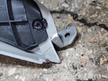 ФОТО Обшивка крышки багажника для Subaru Tribeca B9 (05-08) Київ