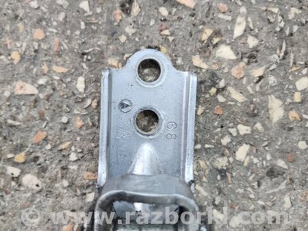 ФОТО Петля двери для Subaru Tribeca B9 (05-08) Київ