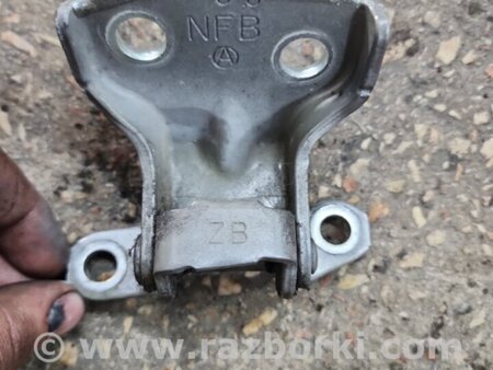 ФОТО Петля двери для Subaru Tribeca B9 (05-08) Київ