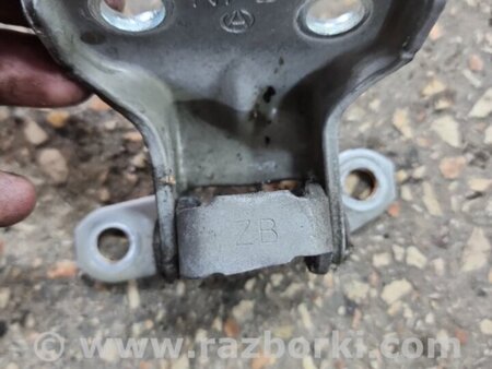 ФОТО Петля двери для Subaru Tribeca B9 (05-08) Київ