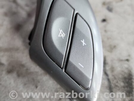 ФОТО Кнопки руля для Subaru Tribeca B9 (05-08) Київ