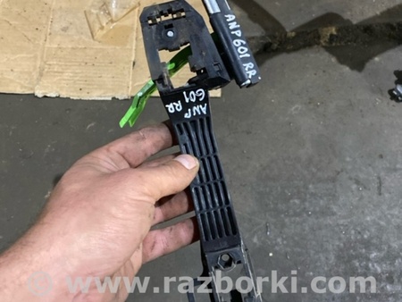 ФОТО Кронштейн ручки дверной задний правый для Subaru Outback V BS (14-21) Київ