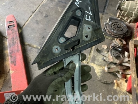 ФОТО Кронштейн передний левый для Subaru Outback III BP/BL (03-09) Київ