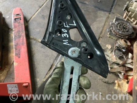 ФОТО Кронштейн передний левый для Subaru Outback III BP/BL (03-09) Київ