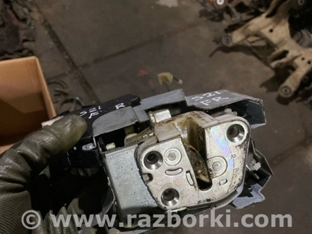 ФОТО Замок двери передний правый для Subaru Outback III BP/BL (03-09) Київ
