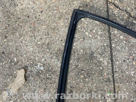 ФОТО Направляющая стекла для Hyundai ix35 I LM/EL Tucson (10-17) Київ