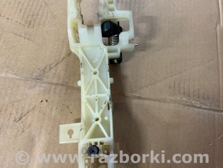 ФОТО Кронштейн ручки дверной передний левый для Hyundai ix35 I LM/EL Tucson (10-17) Київ