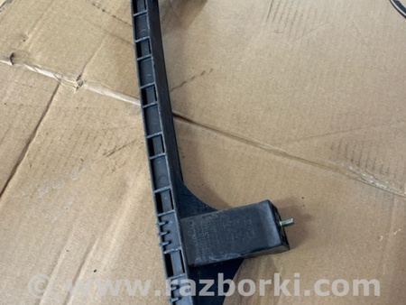 ФОТО Направляющая стекла передняя левая для Hyundai ix35 I LM/EL Tucson (10-17) Київ